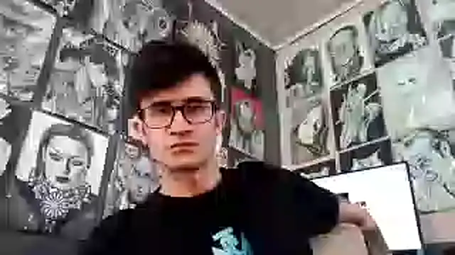 Loggan_donnelly webcam