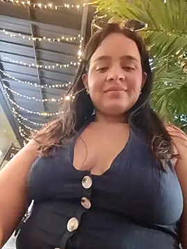 Julieth_hot-69 webcam