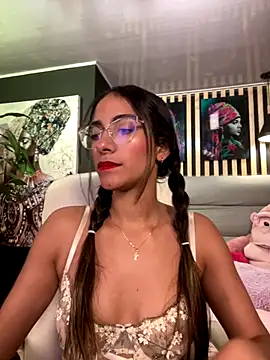 elegant__rouse webcam