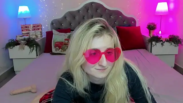 CamillaDreamer webcam