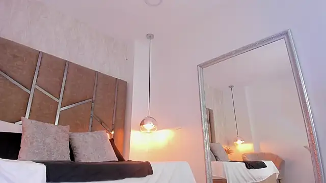 Martinaa_Jones_ webcam