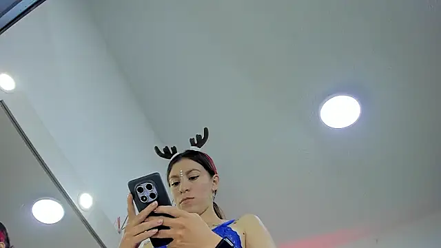 roxanne_jones1 webcam