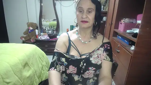 jazmin_mature_ webcam
