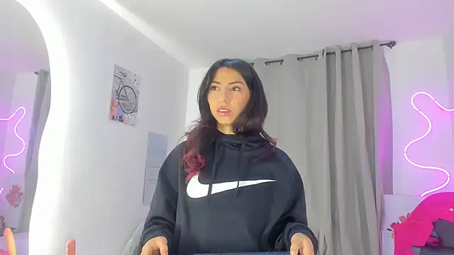 natalie_jaensen webcam