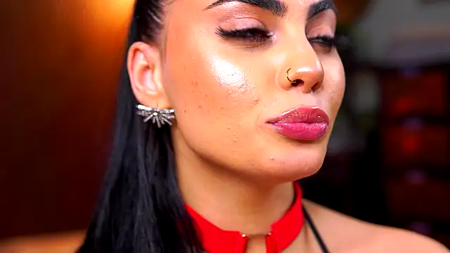 ravennadarcy - RavennaDArcy's free webcam