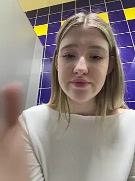 littlebitchesss webcam