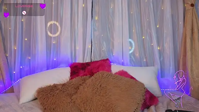 Victoria_Jonhss webcam