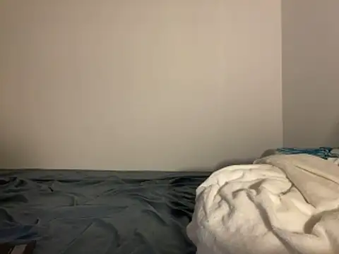 Webcam Model (Lisa-5329)  is live.Free join now!