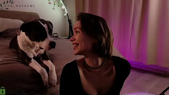 Eva_Natsumi webcam