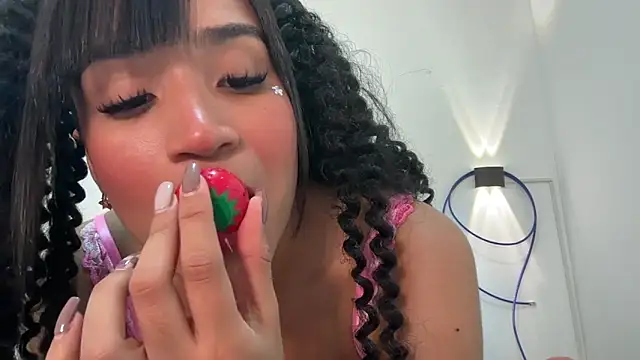 catalinaruizxo - Catalinaruizxo's free webcam