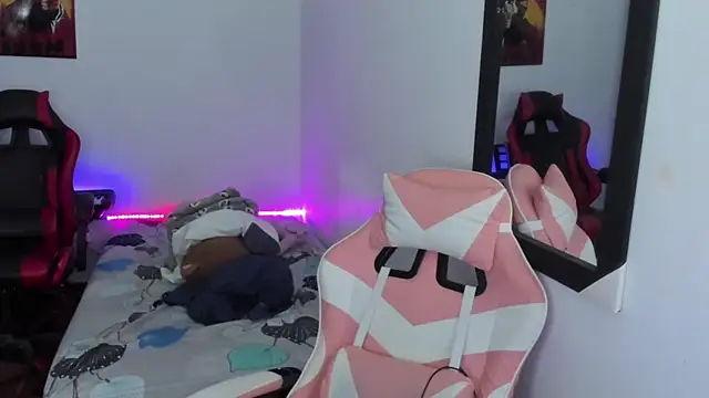 jessi_and_boy webcam