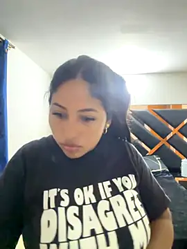 emmyjhonson07 webcam