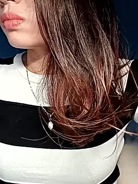 hinna_x - Hinna_x's free webcam