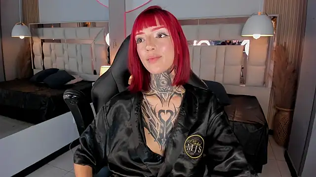 Ameliewitte_mjs webcam