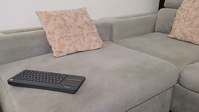 antonella_owenn - Antonella_owenn's free webcam - UK Sex Cams