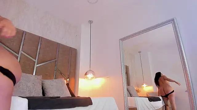 Martinaa_Jones_ webcam