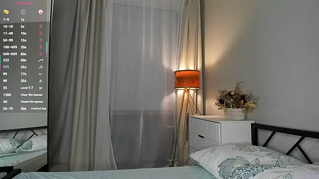 ErinBissonnette webcam