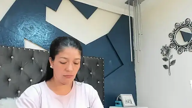 stefany_adams__ webcam