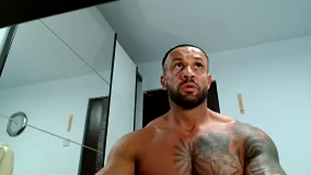 Magnificmuscles89 webcam