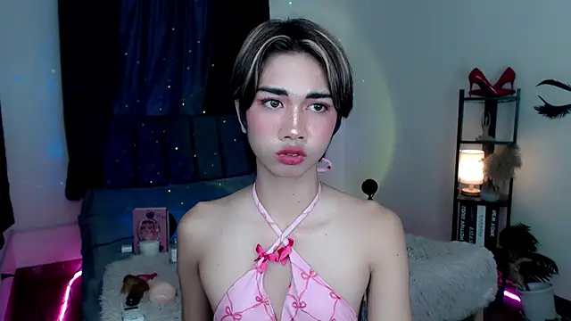 Ivoryhotcummer webcam