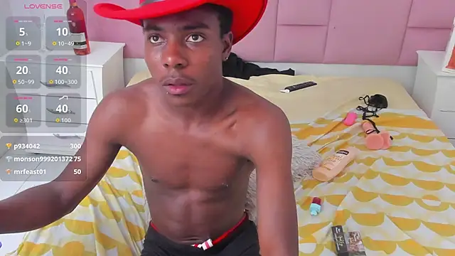 NoahJhonson69 webcam