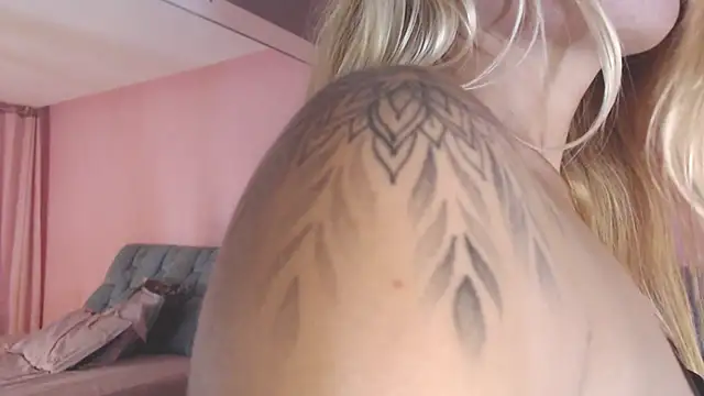 Camila_Russoo webcam