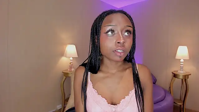 Midnight_Bluee webcam