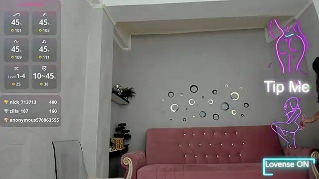 BelovedKhlloee webcam