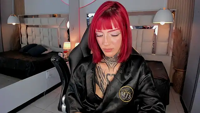 Ameliewitte_mjs webcam