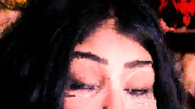 indian_dreamgirl webcam