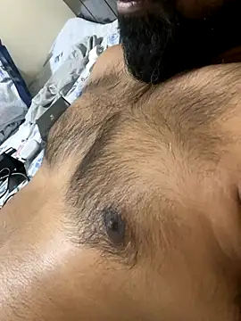 Straight_man_realmeet_now webcam