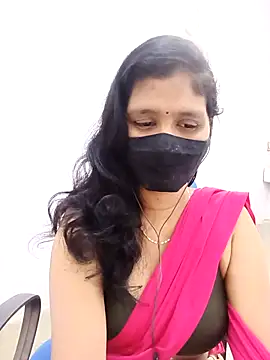 Lucky-Deepthi webcam