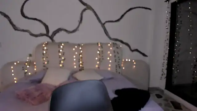 VictoriaMonroee_ webcam