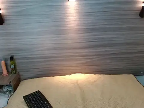 Penelopee_Rouse webcam