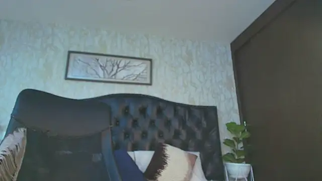 lander_cruz (M twink) - cum