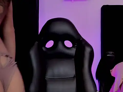 emmabridgerton webcam