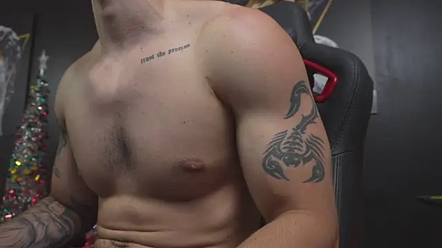 jacksonolsenn (M twink) - cum shot