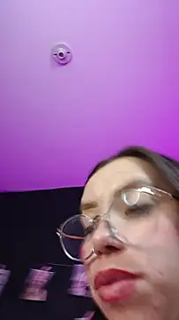 valentina_swallow webcam