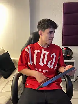 AdrianRinaldi webcam