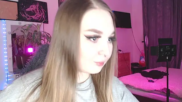 Greeenfriends6969 webcam