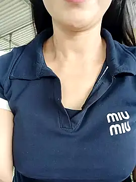 Webcam Model (Mc_chinese)  is live.Free join now!