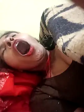 Veshali_Love143 webcam