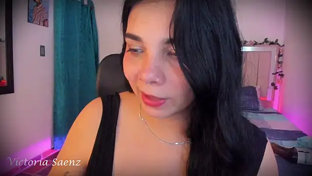 victoriaasaenz_ webcam