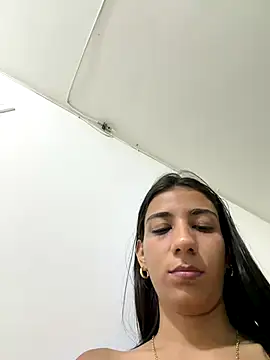 Webcam Model (Carolina_1111) is live