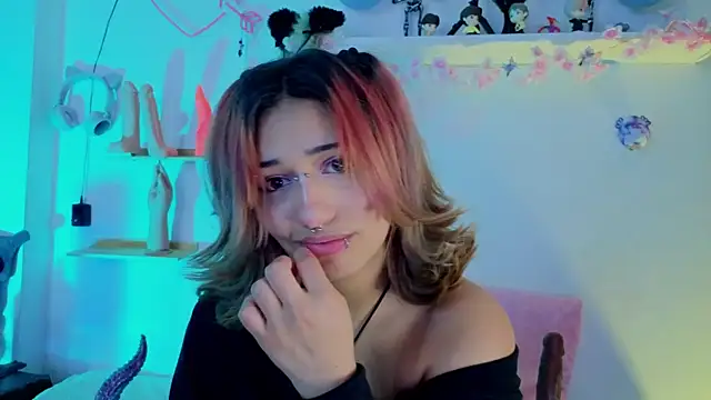 zoelight18 - Zoelight18's free webcam