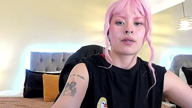 Saskia_Vellour webcam