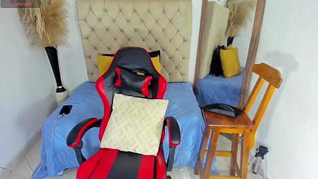 helena_copper_ webcam