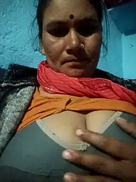 Chinki_pande webcam
