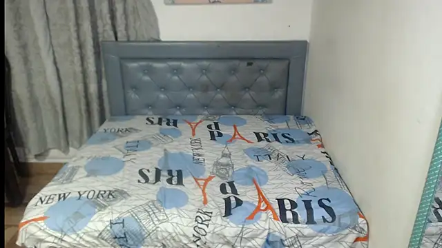 sarah_aguilar webcam