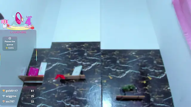 lola_bunny68 - Lola_bunny68's free webcam